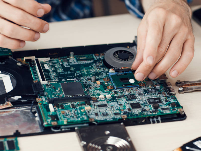 REPARACIÓN DE COMPUTADORES O REPARACIÓN DE PC